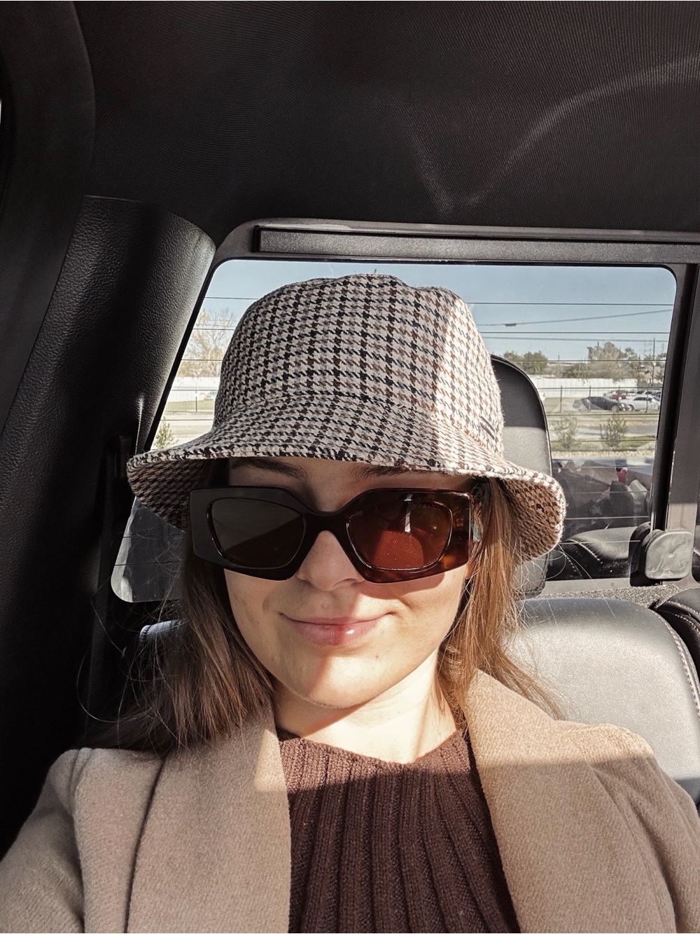 Prada sunglasses - Picture 2 of 9